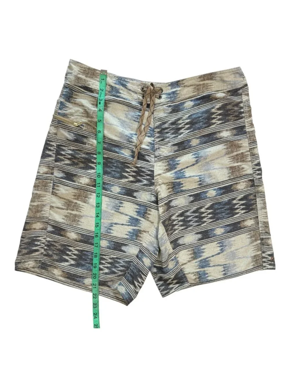 Patagonia Wavefarer Board Shorts Men's Size 36 Ikat Brushstroke Surf Swim